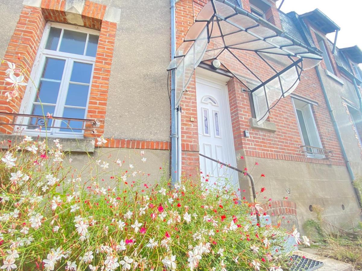 Coeur de Sologne, la Loire et les châteaux. Dhuizon Exterior foto